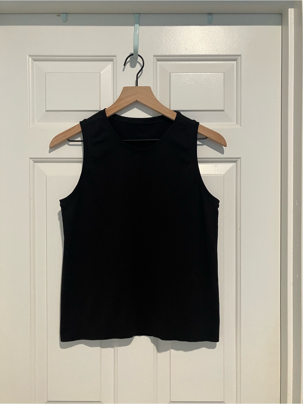 Athleta Black Sleeveless Crew Tank
